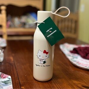 Starbucks x Hello Kitty 20oz Stainless Steel Water Bottle Tumbler Brand New